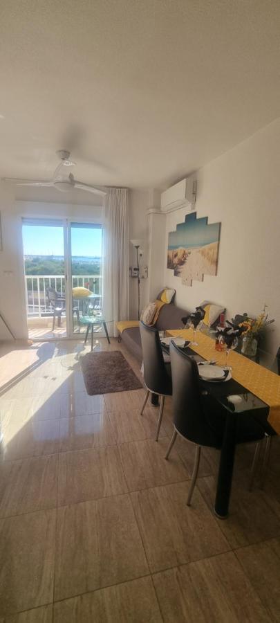 Sea View Torrevieja Daire Dış mekan fotoğraf